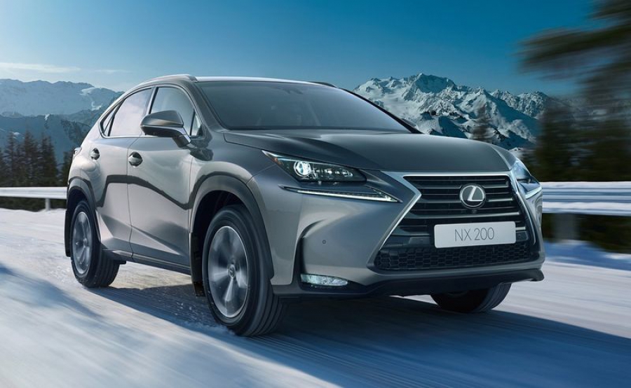 Toyota отзывает в России 18 757 кроссоверов Lexus NX