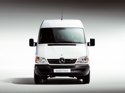 В России отзывают 3236 фургонов Mercedes-Benz Sprinter Classic