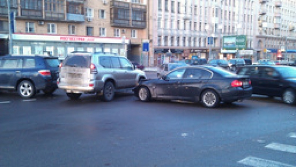 Автовладельцам хотят дать право выбора при возмещении по ОСАГО