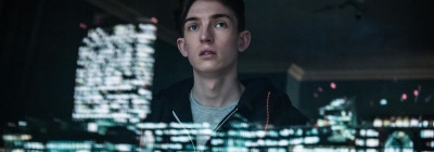 Загадочный трейлер фильма iBoy от Netflix
