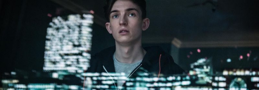 Загадочный трейлер фильма iBoy от Netflix