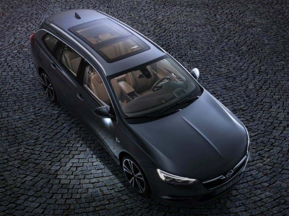 Opel рассекретил новое поколение универсала Insignia Sports Tourer