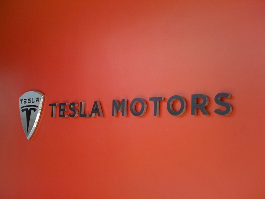 Tesla Motors будет официально представлена на российском рынке
