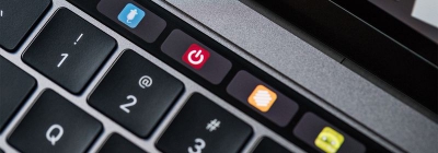 Apple решила проблему батареи новых MacBook Pro убрав индикатор времени