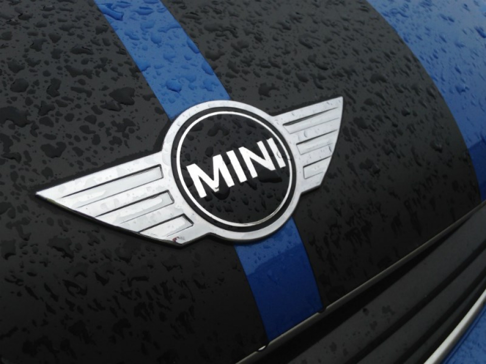MINI планирует организовать серийное производство электрокаров в Нидерландах