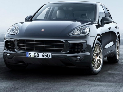 Porsche привезла в Россию Cayenne S Platinum Edition