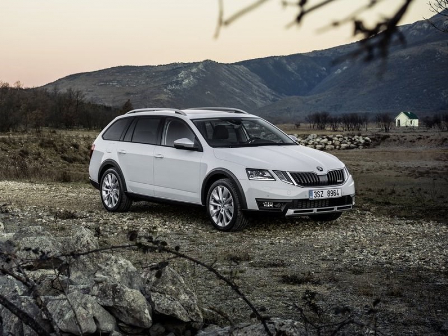 Skoda представила рестайлинговую версию Octavia Scout