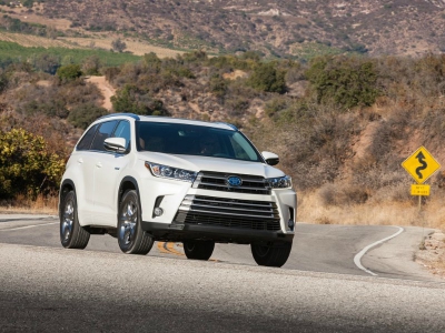 Обновленный Toyota Highlander вышел на российский рынок
