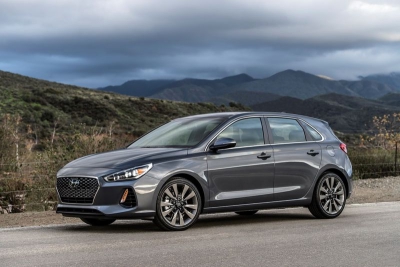 На Чикагском автосалоне Hyundai показала новый хэтчбек Elantra GT