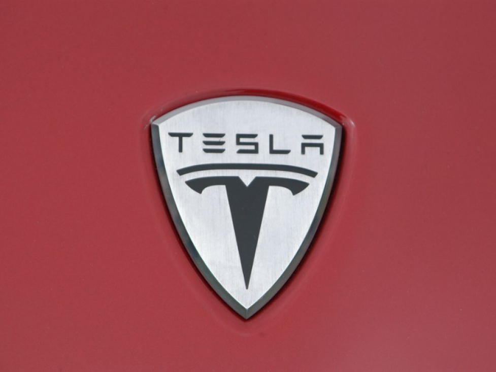 Tesla Motors объявила о смене названия