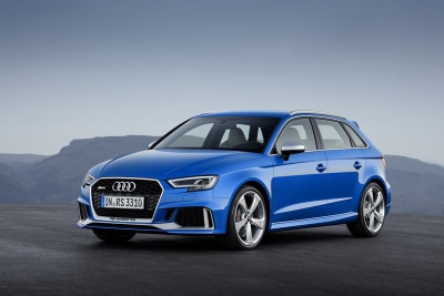 Audi представила модернизированный хэтчбек RS3 Sportback