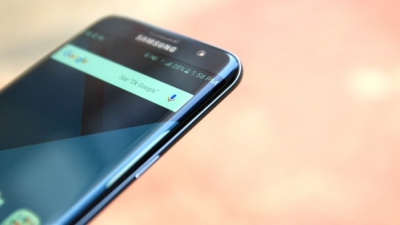 Новые Android-смартфоны Samsung Galaxy A могут получить изогнутые дисплеи