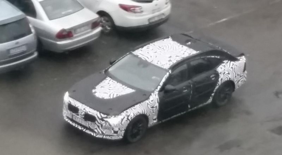 Volvo S60 впервые заснят в формате прототипа