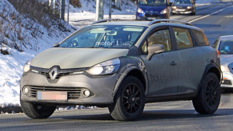 На тестах заснят прототип Renault Captur нового поколения