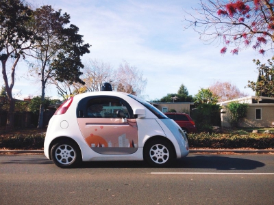 Google останавливает программу разработки собственного автономного автомобиля