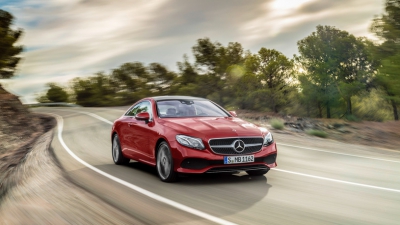 Стало известно, когда новое купе Mercedes-Benz E-Class приедет в Россию