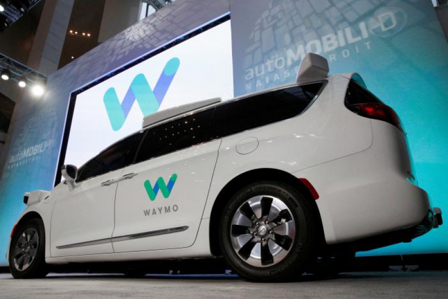 Waymo делится последними успехами в совершенствовании "гугломобилей"