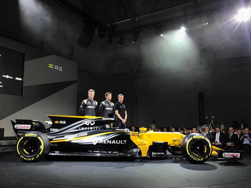он — третий пилот Renault