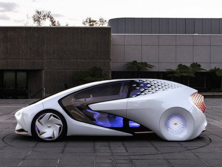 Toyota представила на CES 2017 автомобиль с системой искусственного интеллекта