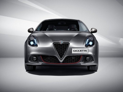 Alfa Romeo временно прекратила поставлять свои автомобили в Россию
