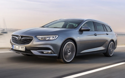 Опубликованы первый фотографии нового Opel Insignia Sports Tourer