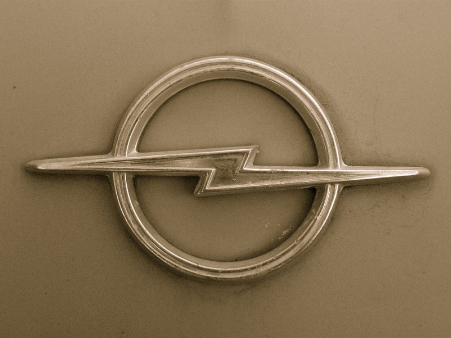 Opel опроверг слухи о возобновлении продаж на российском рынке